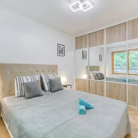 Apartment Amazing In A Park Overlooking Paris *